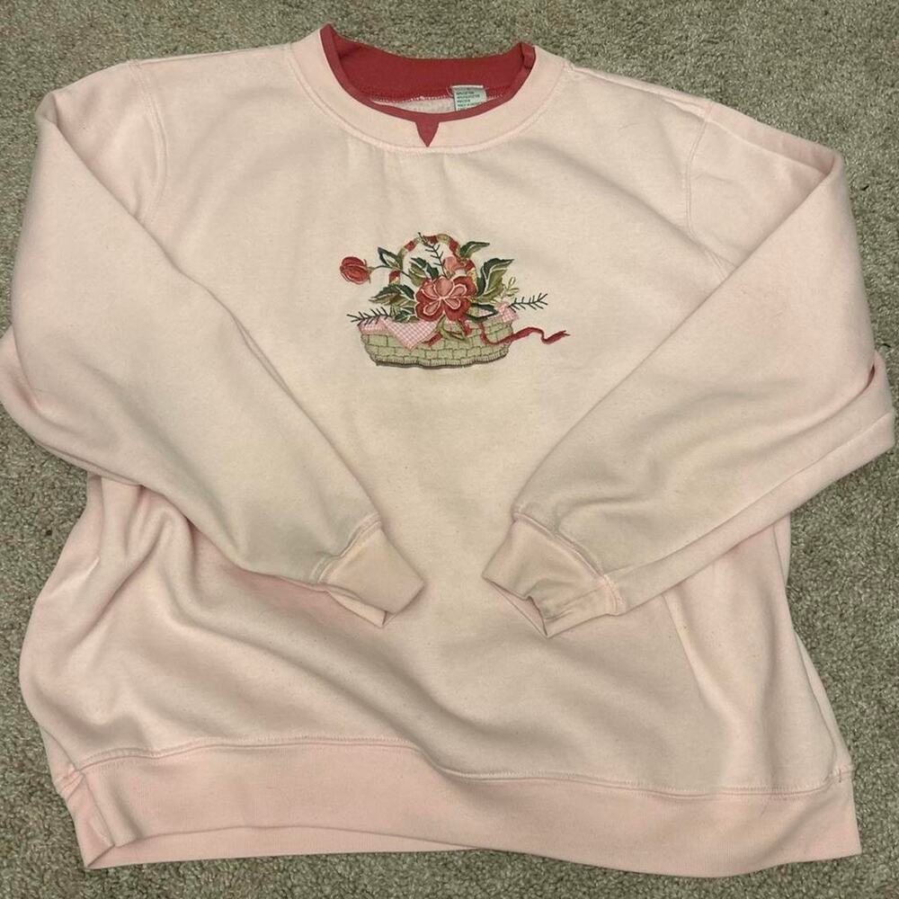 Vintage Shenanigans Pink Floral Embroidered Pullover Sweatshirt